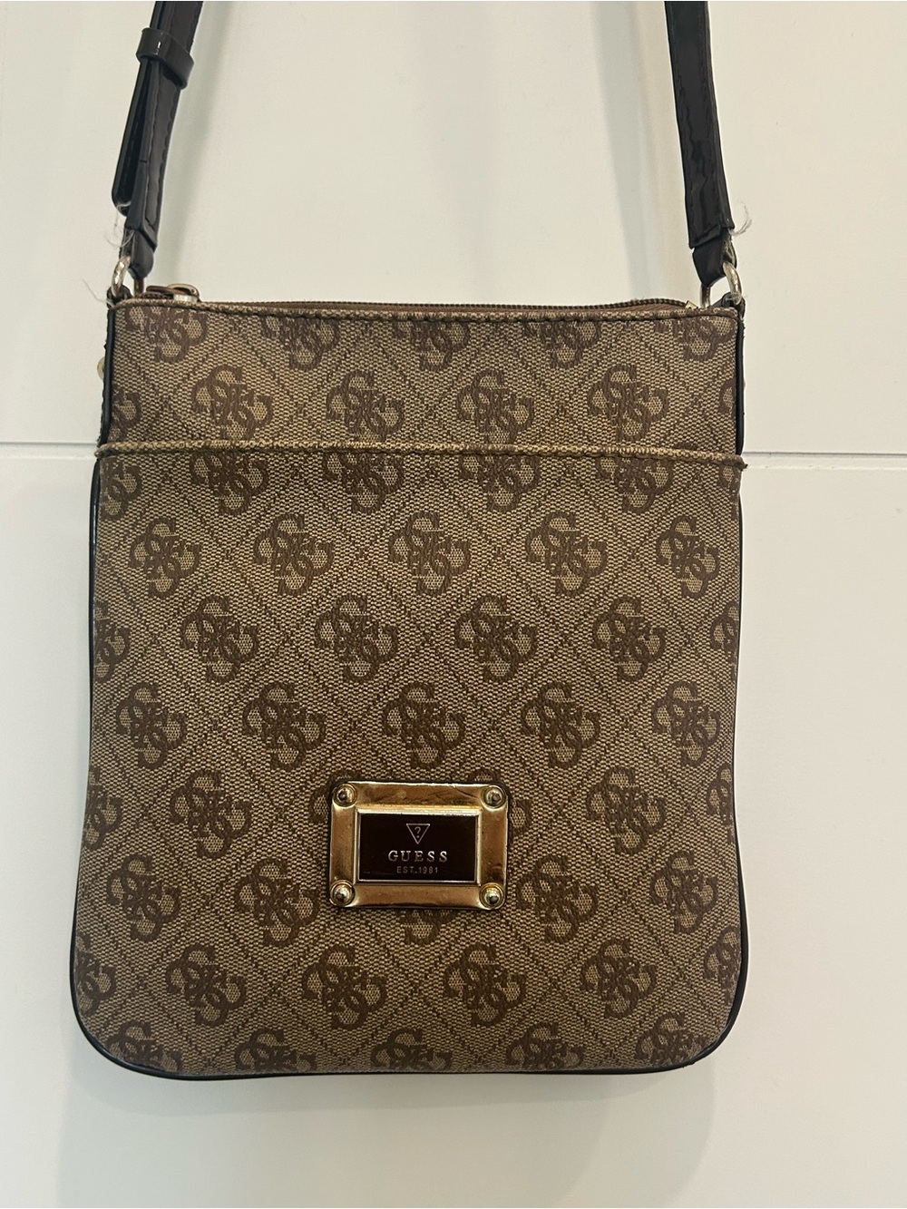 Brown Guess Crossbody Purse